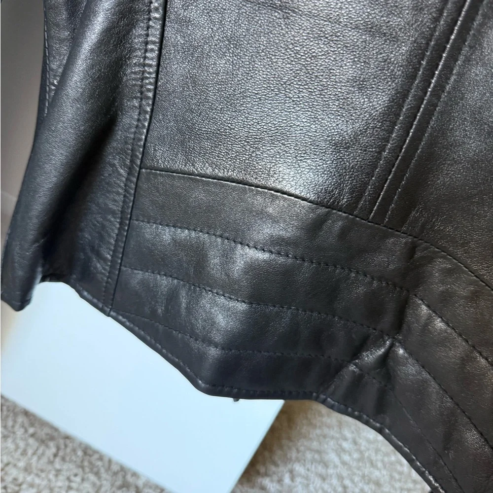 Wilsons Leather Sleek Black Jacket - Picture 13 of 16